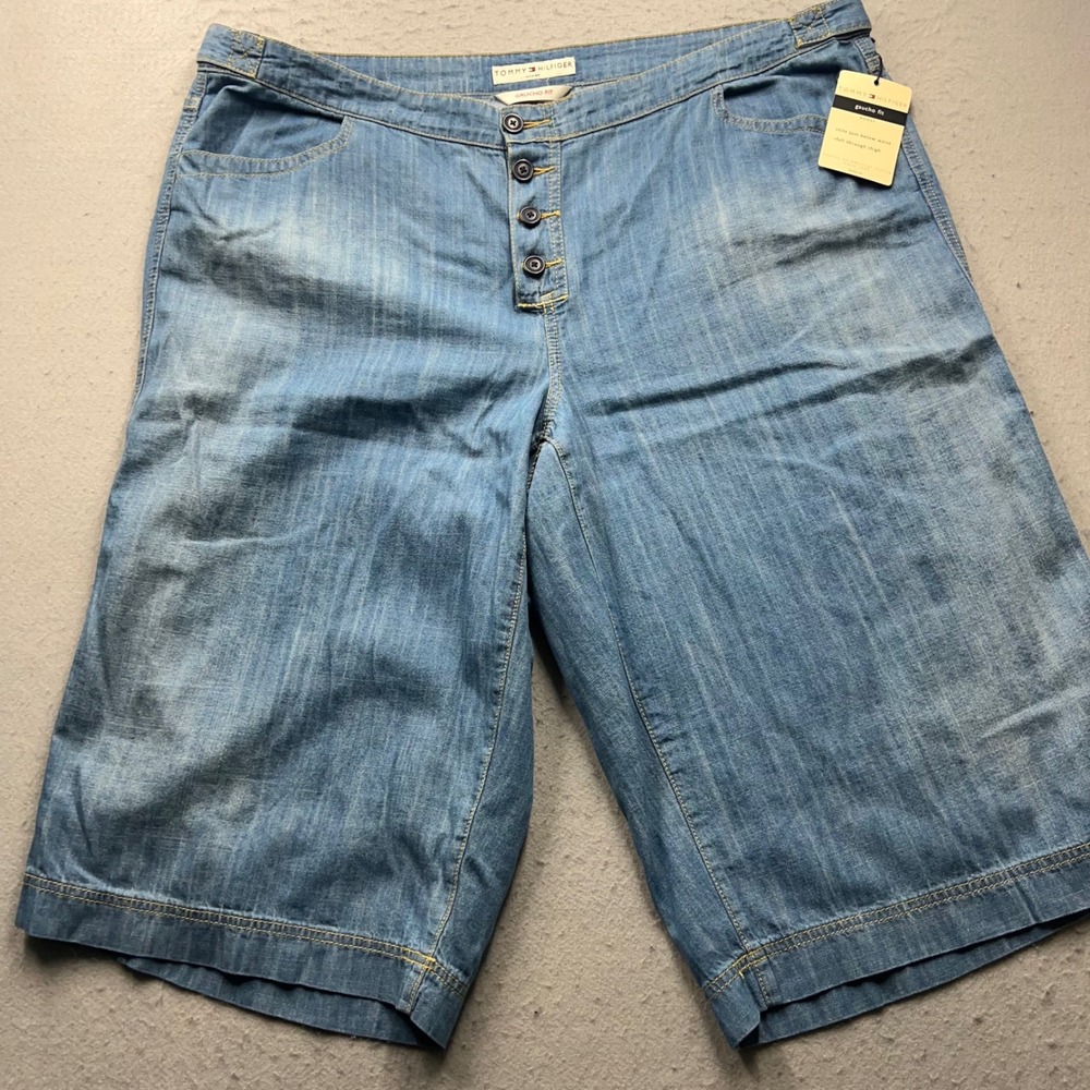 Tommy‎ Hilfiger Gaucho Fit Denim Shorts Womens 24 Blue Wide Leg Button Fly NWT